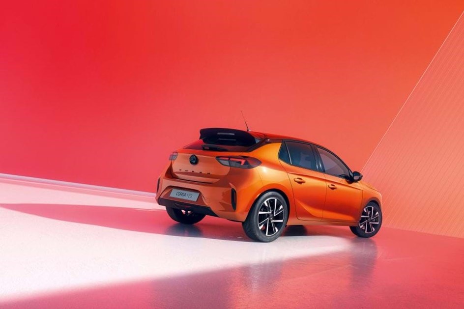 Opel Corsa Yes ganha nova cor com mais equipamento de série