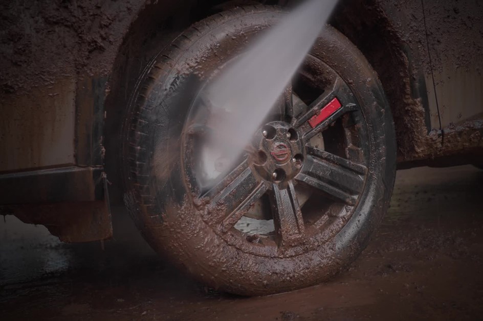 Nissan X-Trail renovado ganha versão N-Trek para a pura aventura