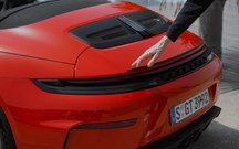 Como ensurdecer os ouvidos no Verão? Acelerar o novo Porsche GT3 S/C de capota aberta!
