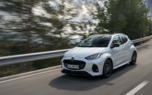 Mazda2 Hybrid mais equipado de série logo na entrada de gama