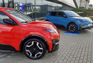 Procurem pelas curvas: Nissan Micra EV parece um GTI dos anos 80