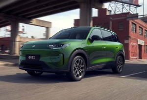 Leapmotor A10 chega à Europa como B03X recheado de tecnologias