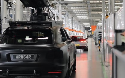 Derrapagens 'Supersports: Full Send' da Bentley explicadas ao pormenor por Travis Pastrana