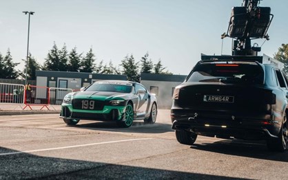 Derrapagens 'Supersports: Full Send' da Bentley explicadas ao pormenor por Travis Pastrana