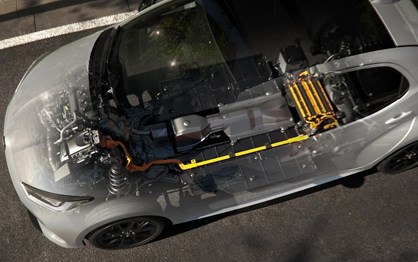 Mazda2 Hybrid mais equipado de série logo na entrada de gama