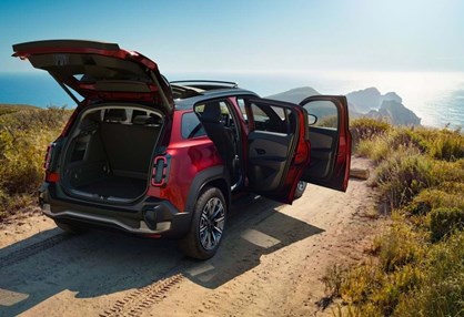 Plein Sud é a solução descapotável do R4 E-Tech Electric para gozar o bom tempo