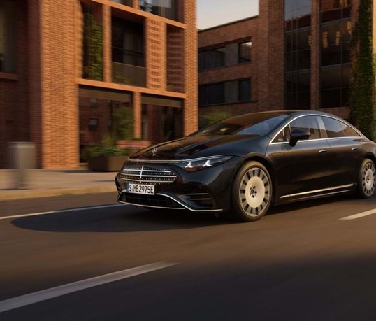 Mercedes-Benz EQS: até 926 km eléctricos em modo 'steer-by-wire'!