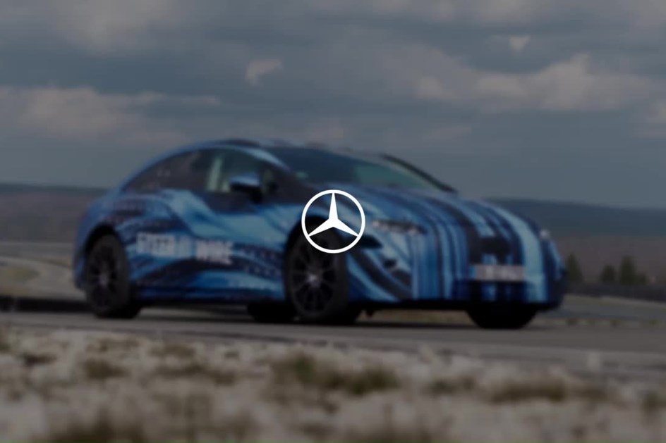 Mercedes-Benz EQS renova-se com volante 'steer-by-wire'… e já o testámos a tombar pinos!