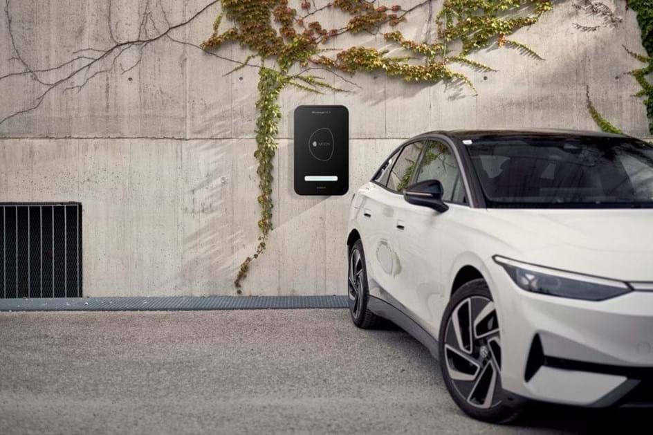 Nova ‘wallbox’ da Moon Power também ''dá'' electricidade à sua casa