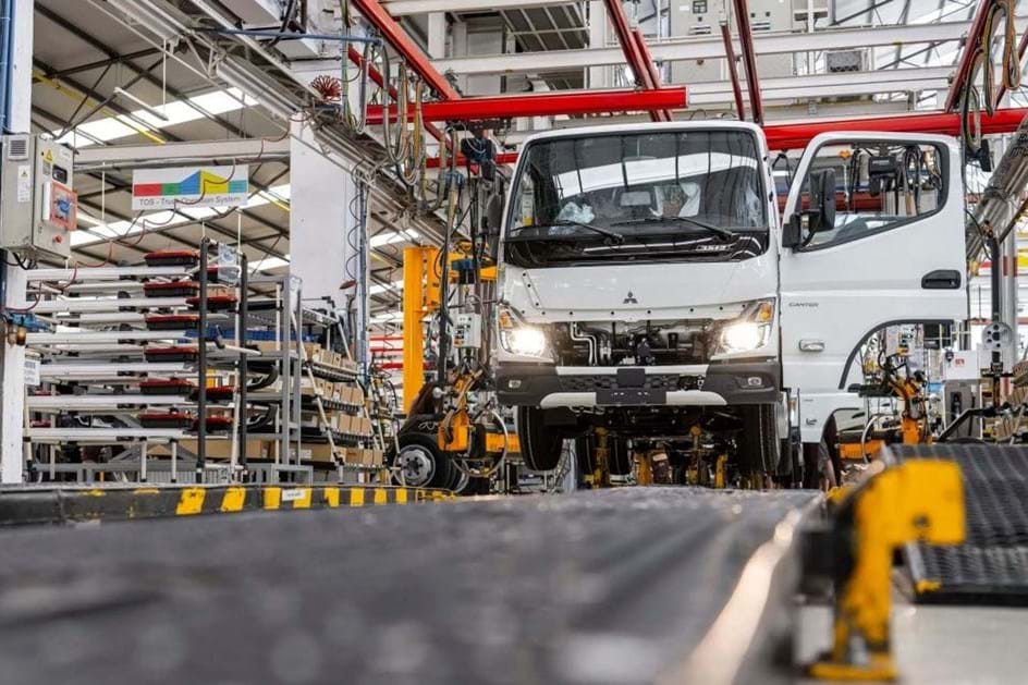 Mitsubishi Fuso suspende produção no Tramagal em Julho e avança com rescisões voluntárias