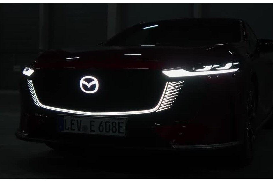 Mazda6e Long Range ao mesmo preço da versão Standard Range