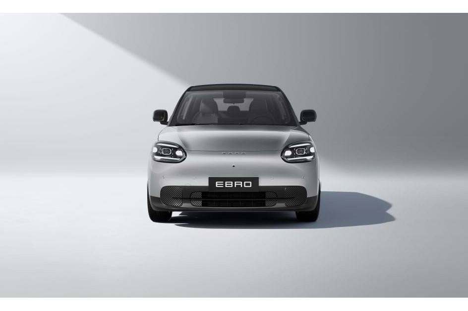Só lhe falta o nome: Ebro tem novo 'hatchback' eléctrico