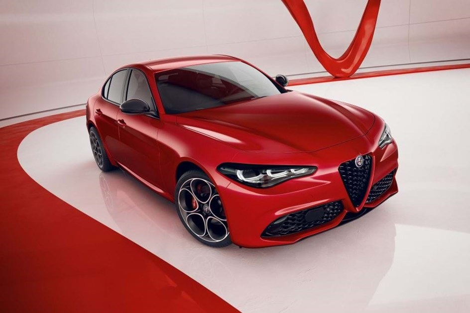 Pacote Performance dá mais génio aos Alfa Romeo Stelvio e Giulia