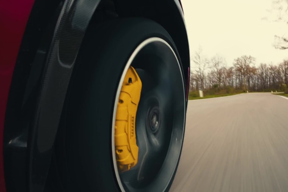 Afinações Handling Speciale dão mais vigor ao Ferrari Purosangue