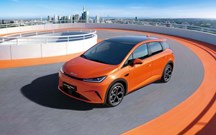 BYD Dolphin G DM-i: um híbrido 'plug-in' inédito para a cidade