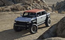 Nem sequer falta um drone: Hummer X pode ser 'buggy' ou 'pick-up'
