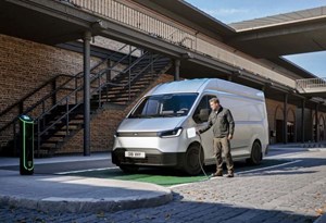 Entregas porta a porta: Ford Transit City revela preços e abre reservas