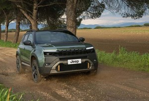 Jeep Avenger renova-se em tom mais vigoroso… e já há preços!