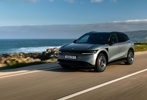 Zeekr chega em modo 'premium' eléctrico; conheça a gama e os preços
