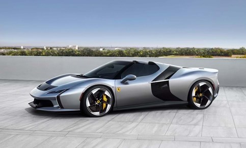 Família One-Off reforçada com inédito Ferrari HC25