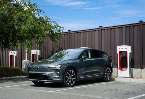 Volvo facilita carregamentos nos Tesla Superchargers portugueses