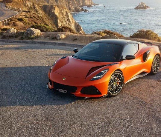 Diversão total: Lotus Emira 420 Sport está mais leve e potente