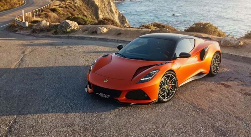 Diversão total: Lotus Emira 420 Sport está mais leve e potente