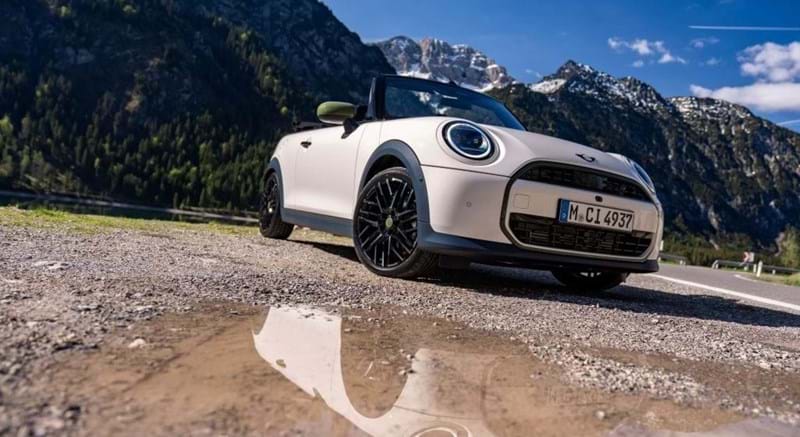 Depois dos ''eléctricos': Mini Cooper a gasolina já é Paul Smith Edition