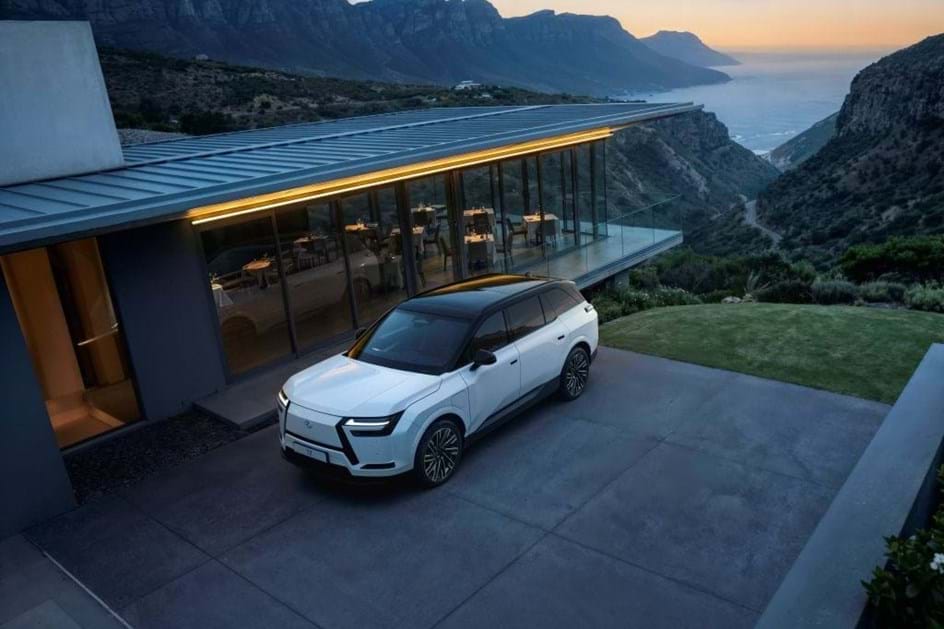 Lexus TZ ataca segmento 'premium' eléctrico com SUV de seis lugares