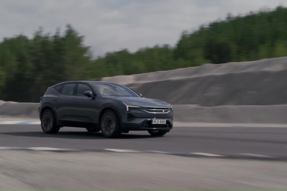 Todos os preços: Polestar 3 mais potente e rápido a carregar; Polestar 4 ganha novas afinações