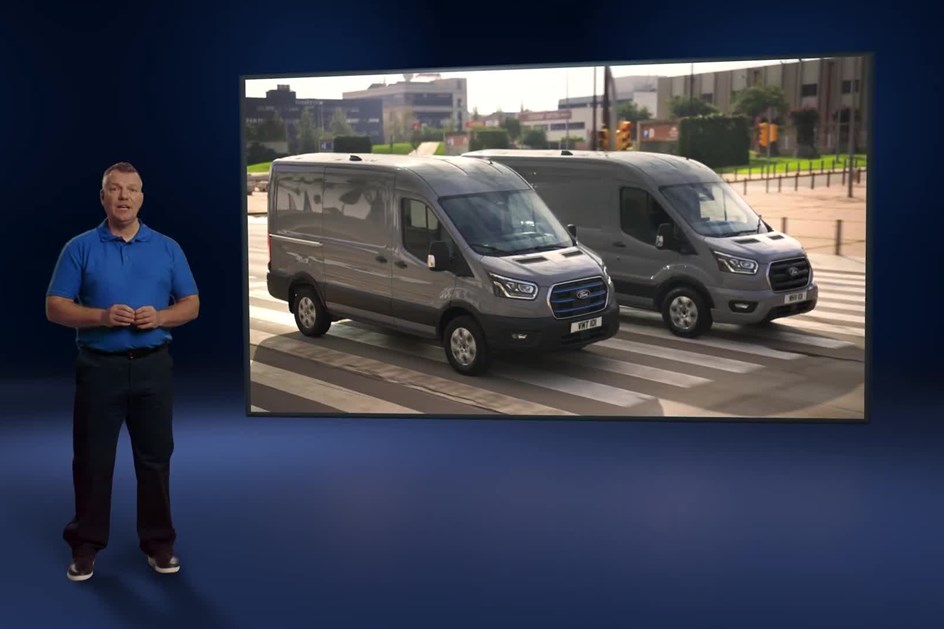 Entregas porta a porta: Ford Transit City revela preços e abre reservas