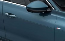 Só serve de aperitivo: Audi revela primeira imagem do novo Q7