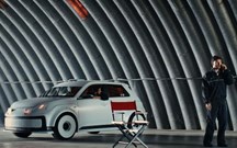 Pierre Gasly em modo ''crocopilot'' no Alpine Lacoste A290 Rallye