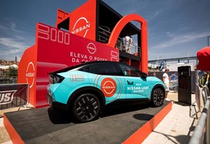 Um Nissan Leaf andou a ''nadar'' no Douro durante o Air Invictus