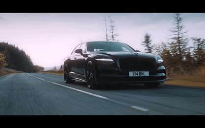Bentley Flying Spur marca regresso do S com renovação de luxo