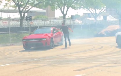 Em busca do êxito: Dodge Charger eléctrico confirmado na Europa
