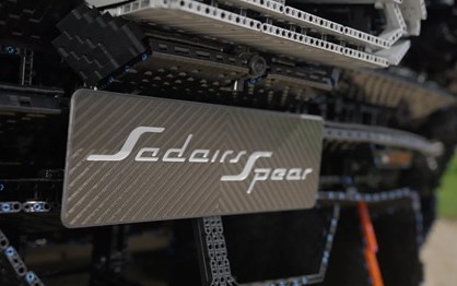 Koenigsegg Sadair’s Spear bate recorde mundial de velocidade… em Lego!