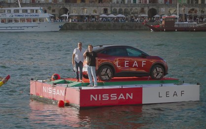 Um Nissan Leaf andou a flutuar no Douro durante o Air Invictus