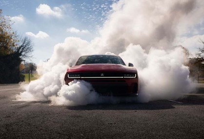 Em busca do êxito: Dodge Charger eléctrico confirmado na Europa