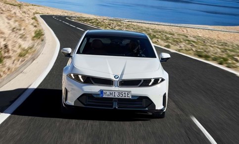 BMW i3 antecipa abertura de reservas com especial First Edition