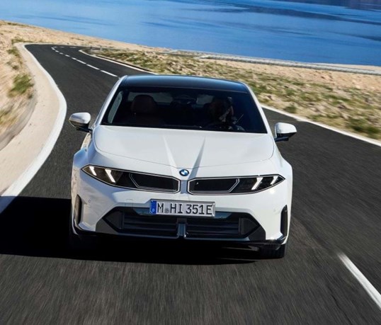 BMW i3 antecipa abertura de reservas com especial First Edition