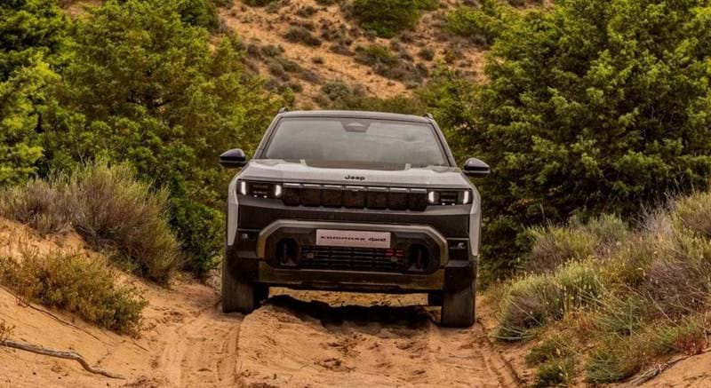 Mais de 600 km eléctricos: Jeep Compass ganha versões 4xe e Long Range