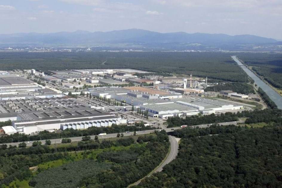 Stellantis investe mil milhões de euros em três novos Peugeot