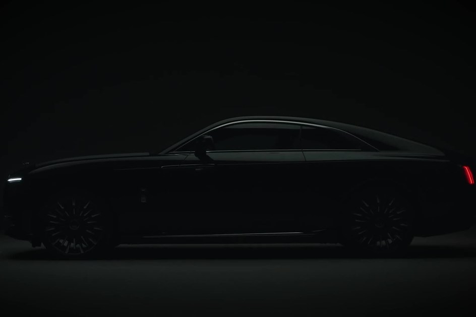 Rolls-Royce Spectre entra na Fase 2 com mais potência e autonomia