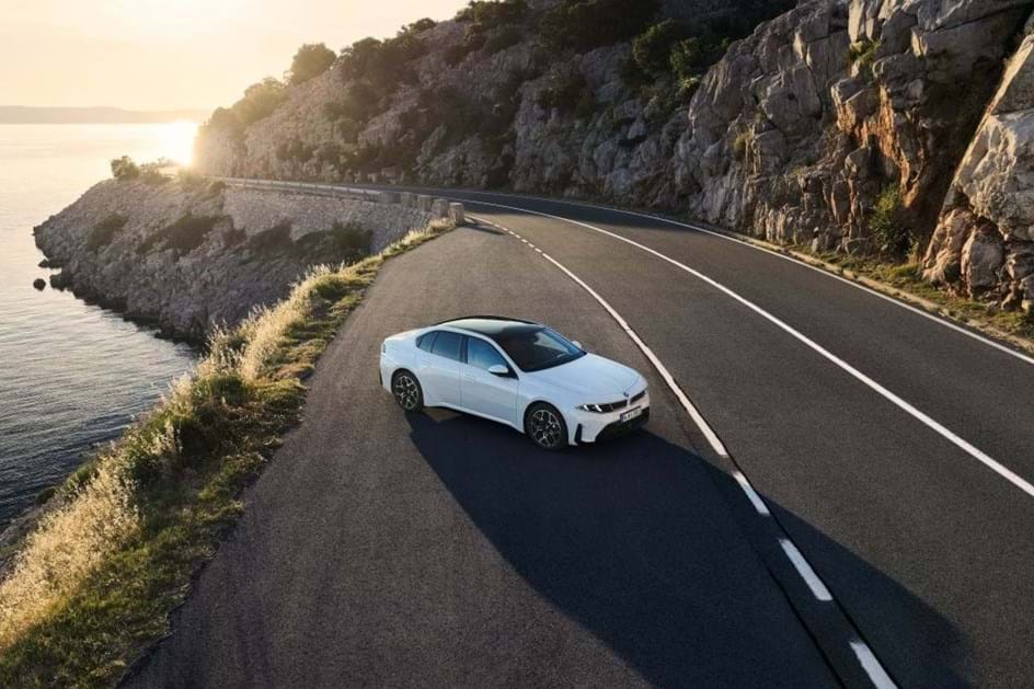 BMW i3 antecipa abertura de reservas com especial First Edition