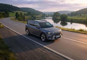 Smart ''dá'' tracção total ao SUV #5 e lança série Black Collection