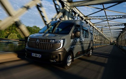 Renault Master: mais funcionalidades e nova versão chassis-cabine