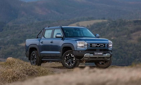 BYD Shark ataca mundo das 'pick-up' em modo híbrido 'plug-in'