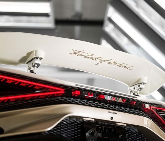 'The Last of Its Kind' fecha produção do Bugatti W16 Mistral