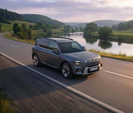 Smart ''dá'' tracção total ao SUV #5 e lança série Black Collection